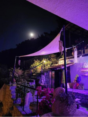 Villa 'SeaRock' apartment at Amoni Corinth